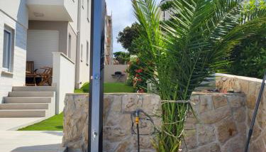 Villa Mondee - Photo 3, Shower