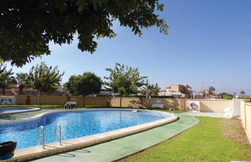 Stunning Apartment In Torrevieja - Foto 7