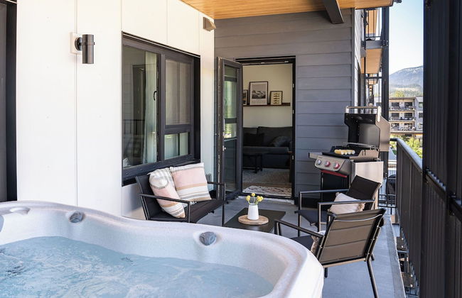 The Selkirk House by Revelstoke Vacations - Photo 25