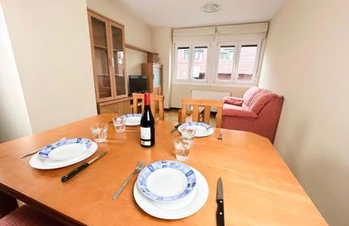 Cómodo apartamento con piscina by beBalmy - Foto 5