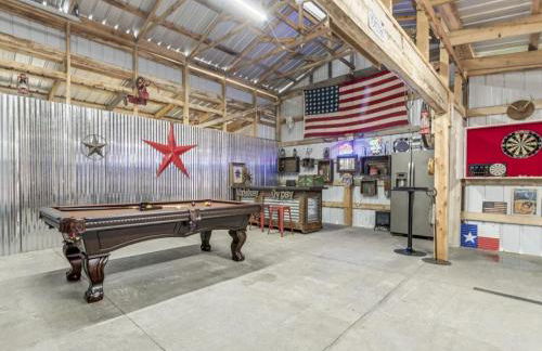 The Log Palace Private Guest Suite 2 Bedroom Cabin by RedAwning - Foto 20