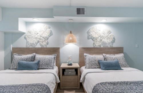 Modern Oceanfront 1 Bedroom Condo, Prime Location, Stunning Views at Beach Cove Resort - Foto 4