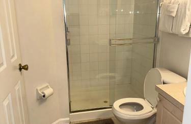 Magical Home with private pool and close to parks - Foto 6