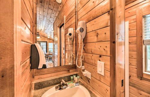 Beautiful New Bern Studio Cabin with Fire Pit! - Foto 16