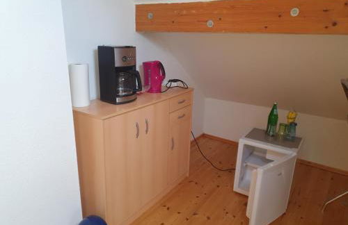 Hotel, Ferienwohnung, Zimmer - Foto 1