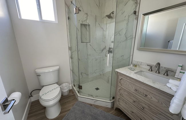 NEW 2BR House IN Glendale Built in 2024 With Garage Private Patio p77 - Foto 5