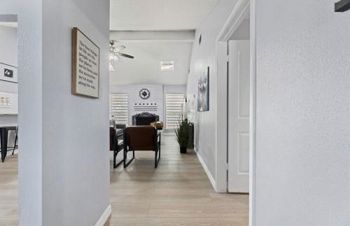 Spacious Retreat - Near IAH Airport & Lake Houston, Sleeps 9 - Foto 13