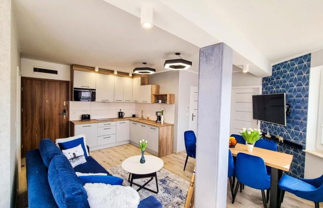 Unique Apartment With a Balcony in Darlowko - Photo 12