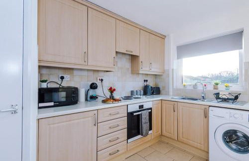 2Bed Bungalow, Free Netflix, Prime, Disney, WiFi, Private Parking - Foto 8