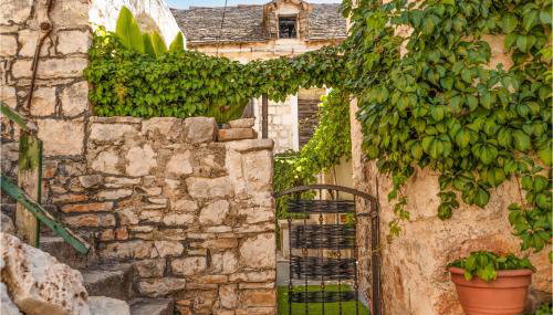 Stunning Home In Donje Selo - Photo 3