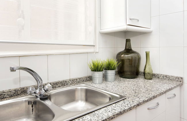 Mercedes Heritage Barcelona Apartments - Photo 56