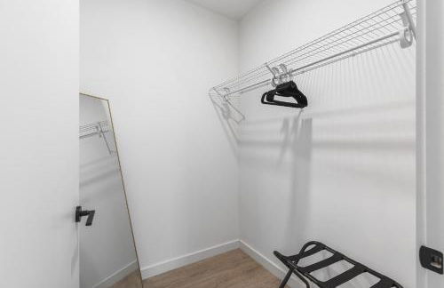 Luxury in The Gulch with Patio Pool Walk to Broadway - Foto 27