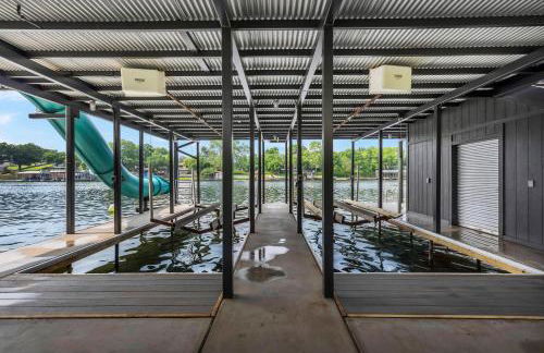 Palm Paradise on Lake LBJ with Concierge Services - Foto 52