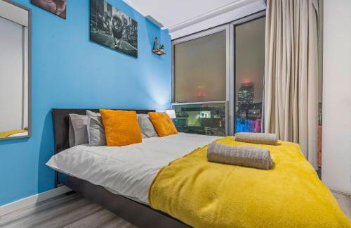 #79 World Famous Rotunda Skyline Views - Near Victoria Square - Sleeps 6 - " Perfect for contractors and Families" - Foto 10