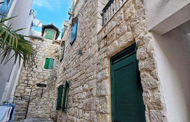 Luxury Apt Petra in 400 year old stone house 4+2 - Photo 62