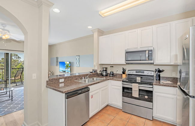 3BR Condo - Hot Tub Games Pool - Near Disney - Foto 9