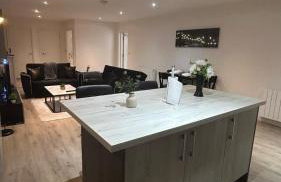 New Modern and Spacious 2BR In The Heart of Burnley with Free Private Parking - Foto 26