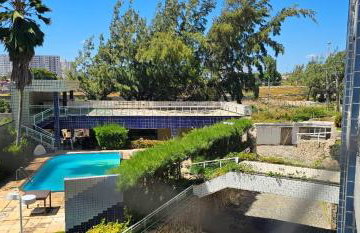 Apto espaçoso, portaria com segurança 24 horas, 2 vagas de estacionamento coberto, piscina adulto e infantil, 2 quadras da praia, próximo ao Crocobeach e Chico do Caranguejo, UPA, supermercado e shopping Rio Mar - Foto 13