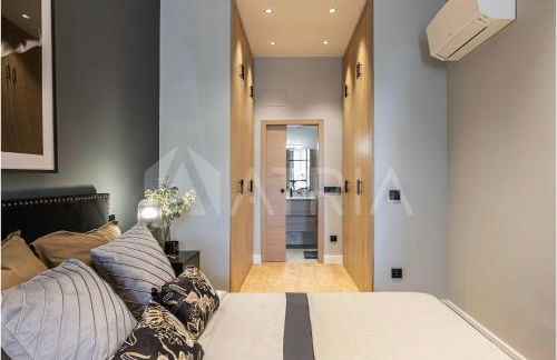 Flat 5 10m Walk to Bernabeu Real Madrid Stadium - Photo 31