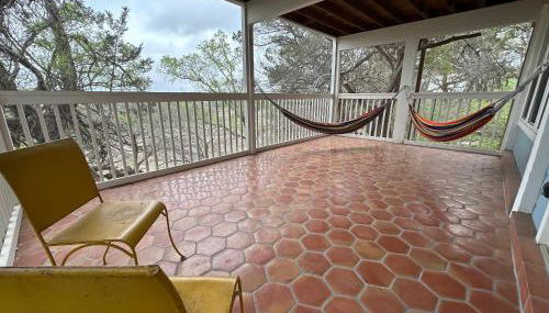 The Clifftop Perch, 70ft above the dry Blanco - Foto 3