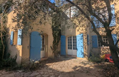 Charmant T3 dans un mas provençal proche Avignon - Photo 1