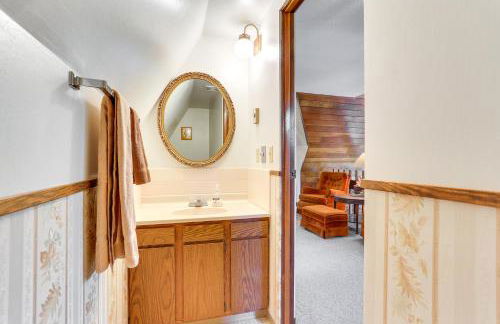 Cozy Black Hills Nature Retreat with Private Deck! - Foto 31