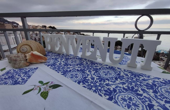 Seafront House Le Finestre Sul Mare With Balcony - Photo 7