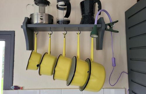 Tipoz'Immo - Maison Bleue accès à pied plage - spot surf - fibre inclus - linge inclus et lits faits - parking gratuit - proche des commerces et des attractions touristiques - Foto 9