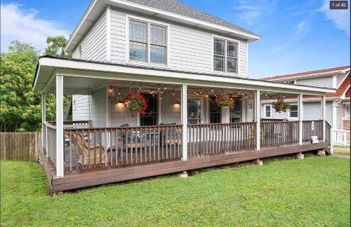 Williams Bay Family Getaway Beach Kayaks and Lake Geneva Adventures - Foto 3