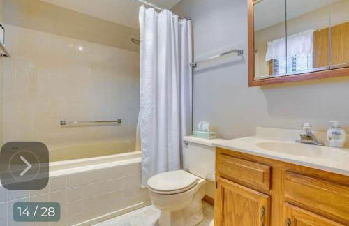 Golf Course Views w Fireplace & Resort Amenities - Foto 21