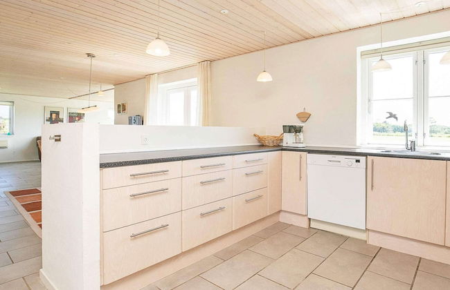 8 Person Holiday Home in Skals-by Traum - Foto 11