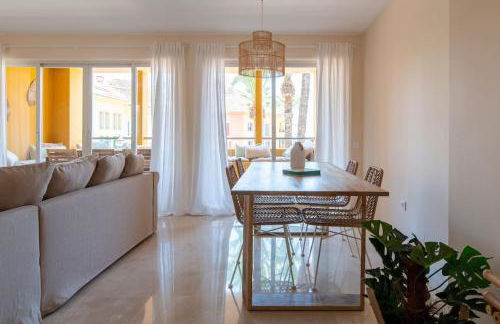 Puerto Sotogrande con vistas al mar - Foto 29