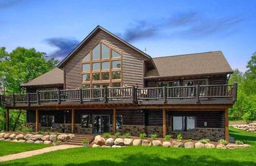 Spa Luxury in an Expansive Cabin Escape! - Photo 17