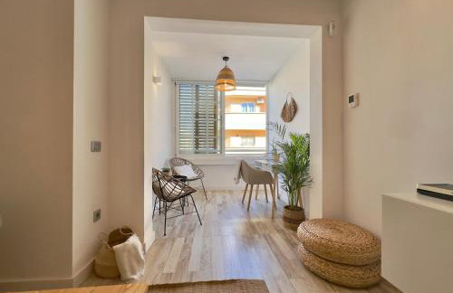 Casa Elsa with Free Parking - Photo 17