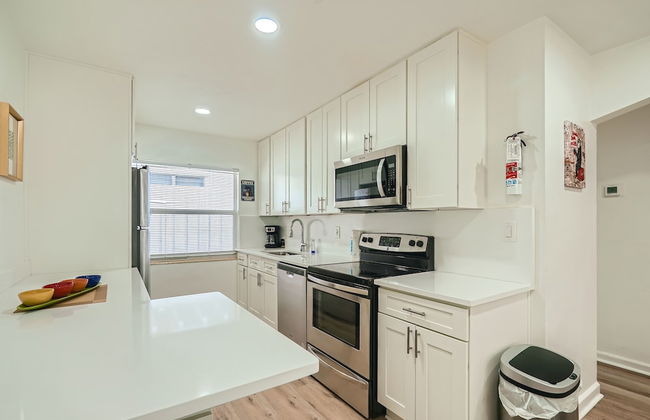 Amazing 2BR walking distance to Beach - Foto 15