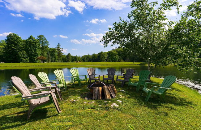 Sunny Pond by Avantstay Secluded Estate w a Private Pond Gym Movie Theater - Foto 57