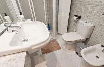 Great apartment with a pool on the beach in Barcelona - Photo 29