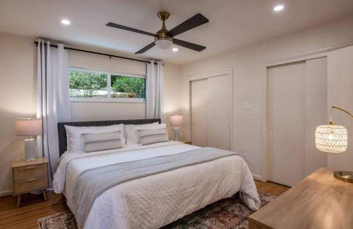 Luxurious Retreat with Stunning Views Sleeps 16) - Foto 7