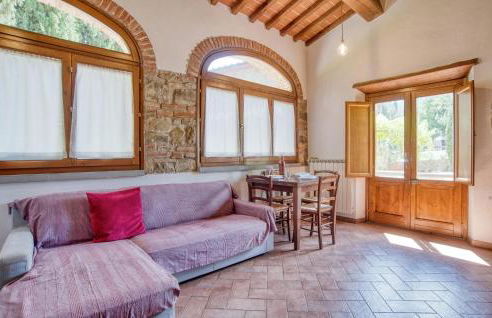 8 Bedroom Awesome Home In Arezzo - Foto 5