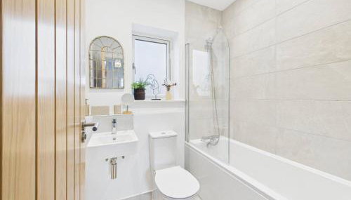 Beachside Retreat by Signature Stays - Modern Coastal Home - Foto 5