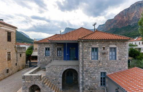 ENGLEZENA'S GUESTHOUSE - Photo 15