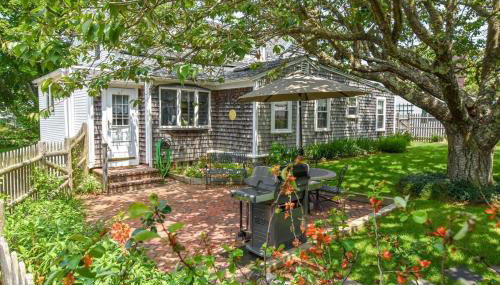 On the Chatham Loop - 1 Min to the Beach - Photo 2