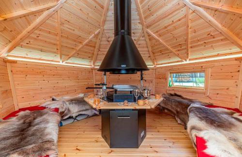 DRIFTWOOD by BOURNECOAST - An Exquisite Chalet Bungalow with a Sauna, BBQ Hut and Garden - HB6339 - Foto 3