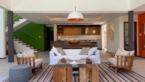 Casa de Praia em Interlagos - 4 suítes a poucos metros do mar - Foto 5