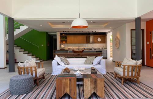 Casa de Praia em Interlagos - 4 suítes a poucos metros do mar - Foto 5