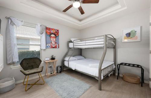 Stylish Furnished 2Bd 2Ba Apartment with Wifi Close to Shopping and Entertainment in McAllen Month to month contract on long term stays - Foto 11