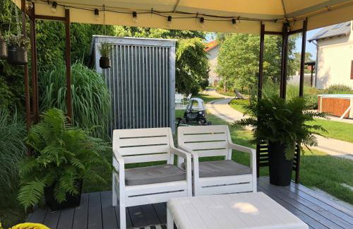 WILLA MAGNOLIA - Apartamenty i Pokoje SPRZĘT DO POŁAWIANIA BURSZTYNU -wodery, podbieraki, latarki UV - POKÓJ ZABAW- ROWERY - KAWA Z EKSPRESU - Foto 64