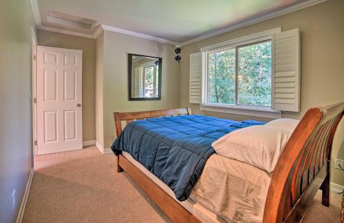 Beautiful Wine Country Home w/ Hot Tub & Lake View - Foto 24