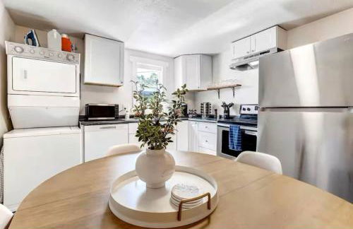 Contemp, Quaint Entire 2Bd unit - Foto 12