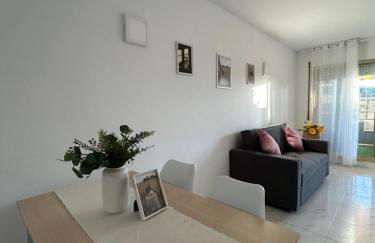 Apartamento con Terraza,Piscina,Playa y Aire acondicionado - Photo 9